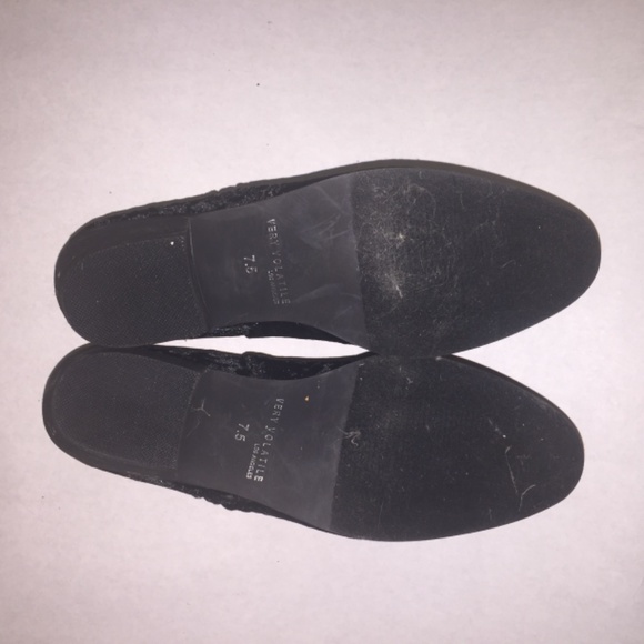 Crush Velvet/ velour ankle Booties - Picture 5 of 8